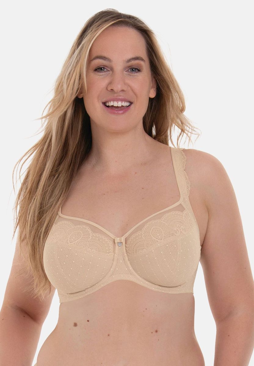 BH mit Spitze und vollen Cups