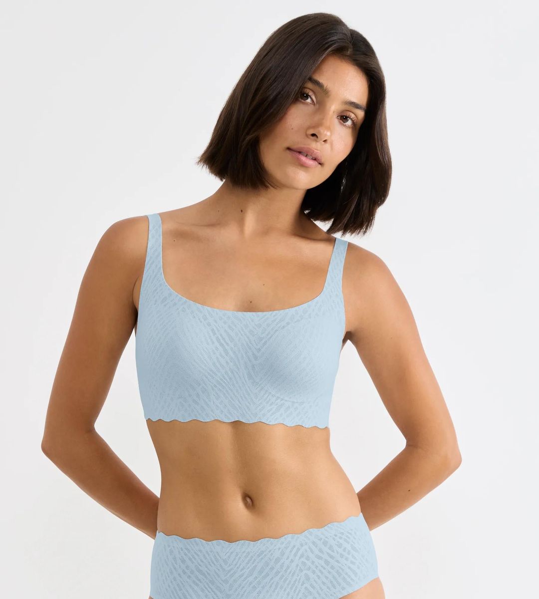 Nahtloses Bralette mit leichtem Halt und herausnehmbaren Polstern