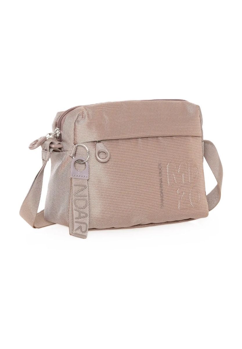 Strukturierte Umhängetasche mit Logo-Charm
