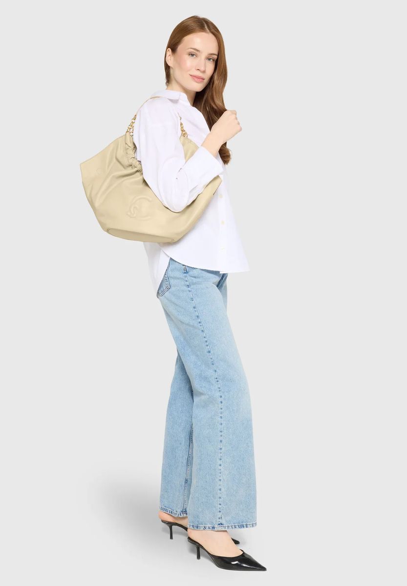 Beige Leder Schultertasche mit Kette