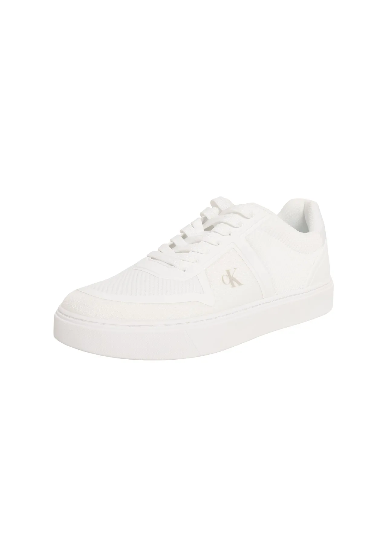 Minimalistischer weißer Mesh-Low-Top-Sneaker
