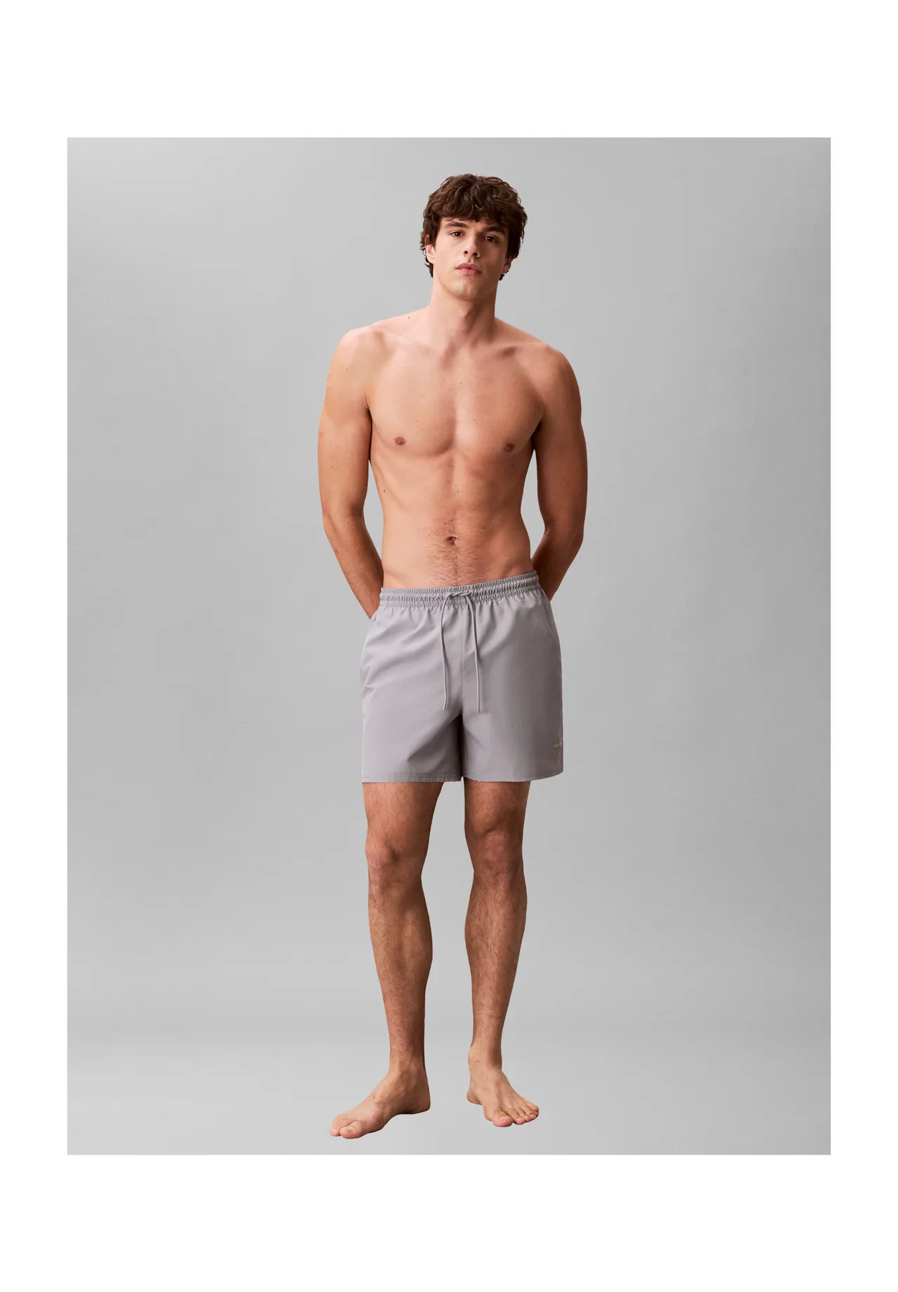 Leichte Herren-Badeshorts mit Kordelzug