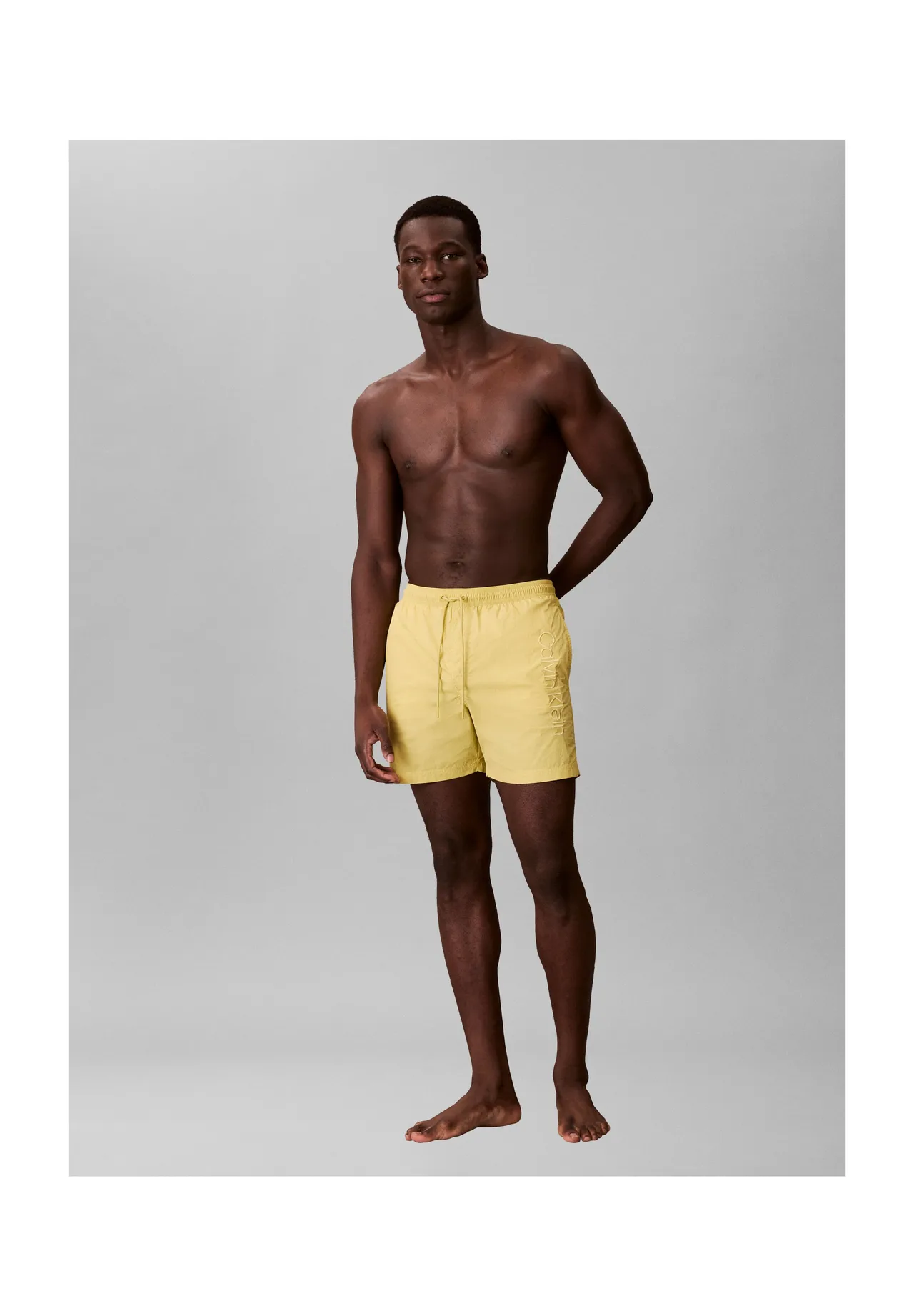 Klassische Badeshorts mit Kordelzug