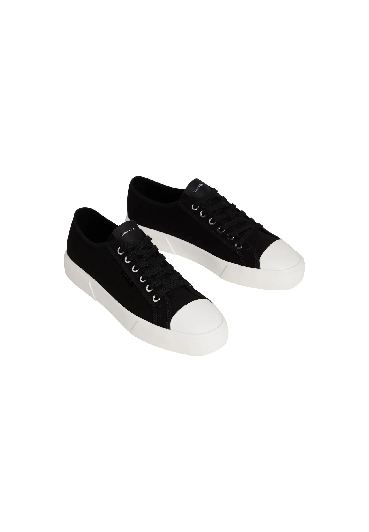 Klassischer Canvas Schnürschuh