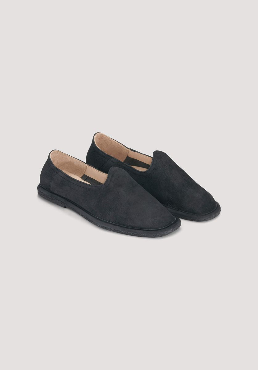 hessnatur Damen Slipper aus chromfrei gegerbtem Nubuk-Leder - schwarz - Größe 36