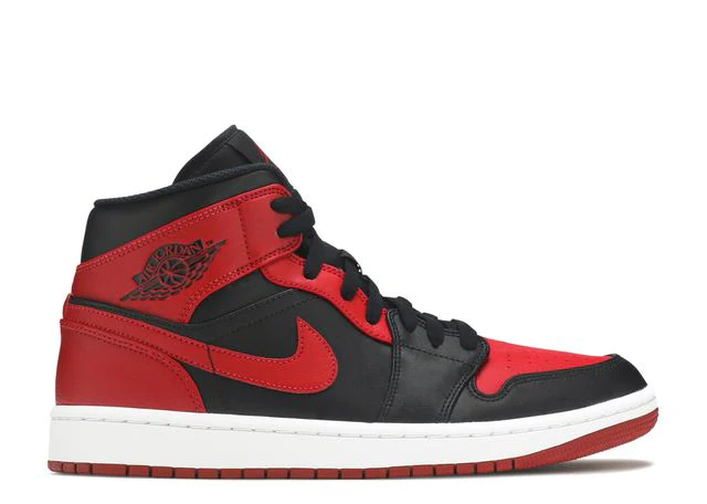 Rote und schwarze Mid-Top-Sneakers