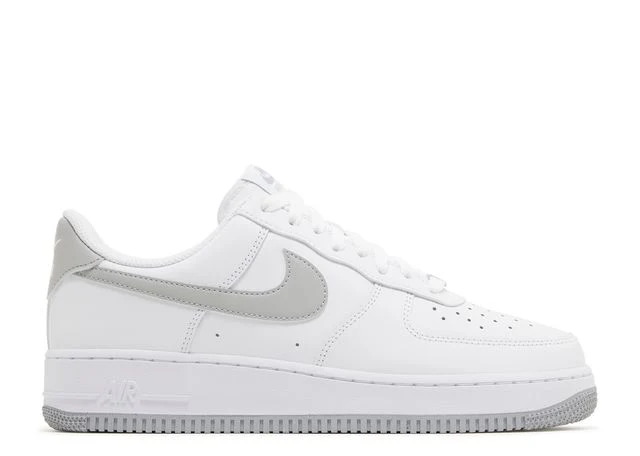 Minimalistischer Weißer und Grauer Air Force
