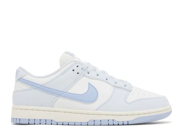 Low-Top Sneaker in Blue Tint