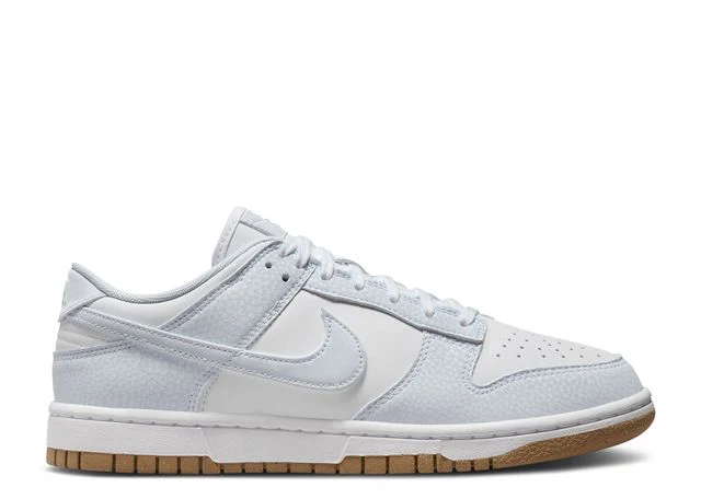 Nike Dunk Low Next Nature Grau