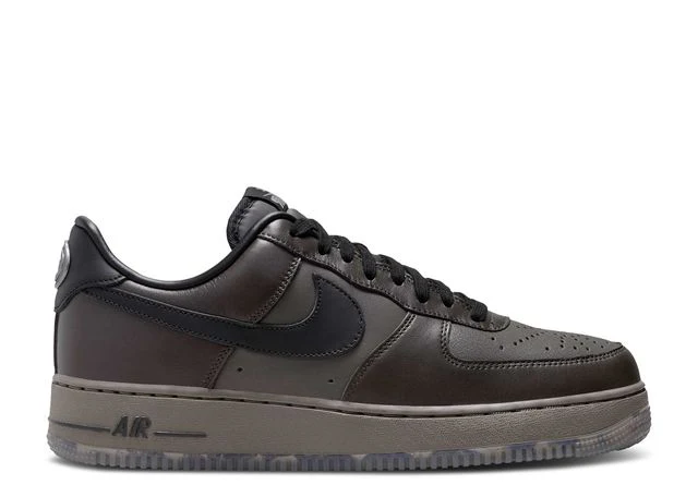 Air Force 1 Low Paris Sneaker