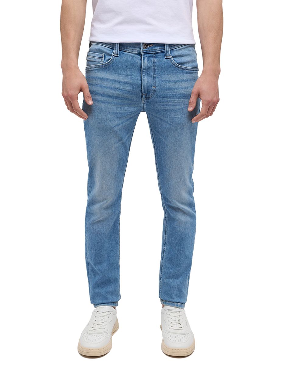 Slim-Fit Jeans aus hellem Denim