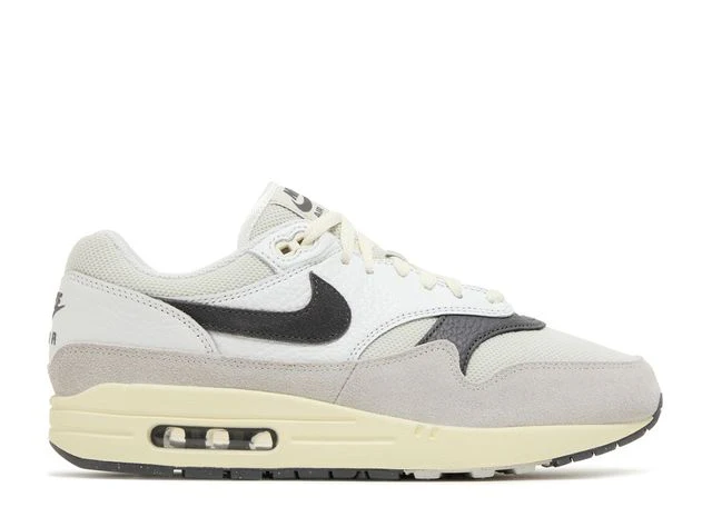 Air Max 1 Light Bone Sneaker