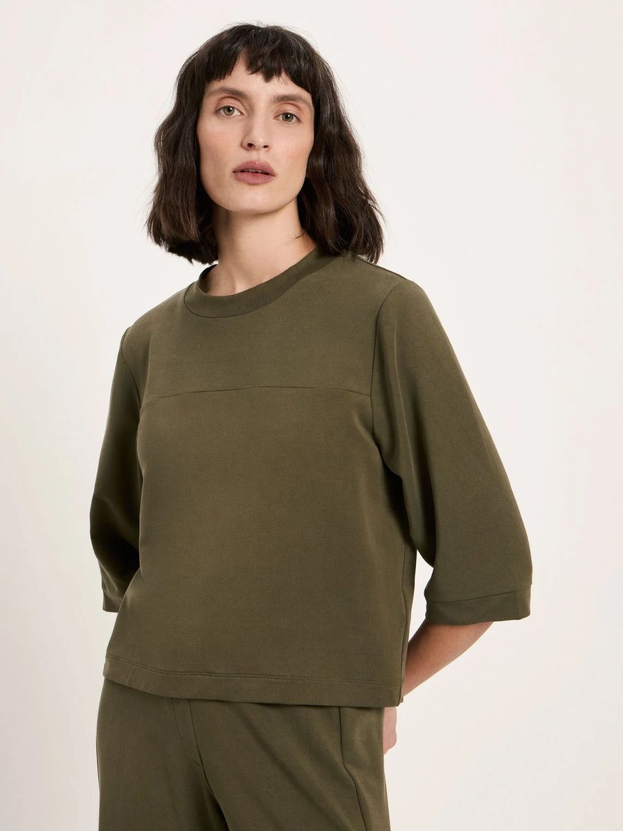 TENCEL™ Oberteil mit Rundhalsausschnitt und lockerer Passform