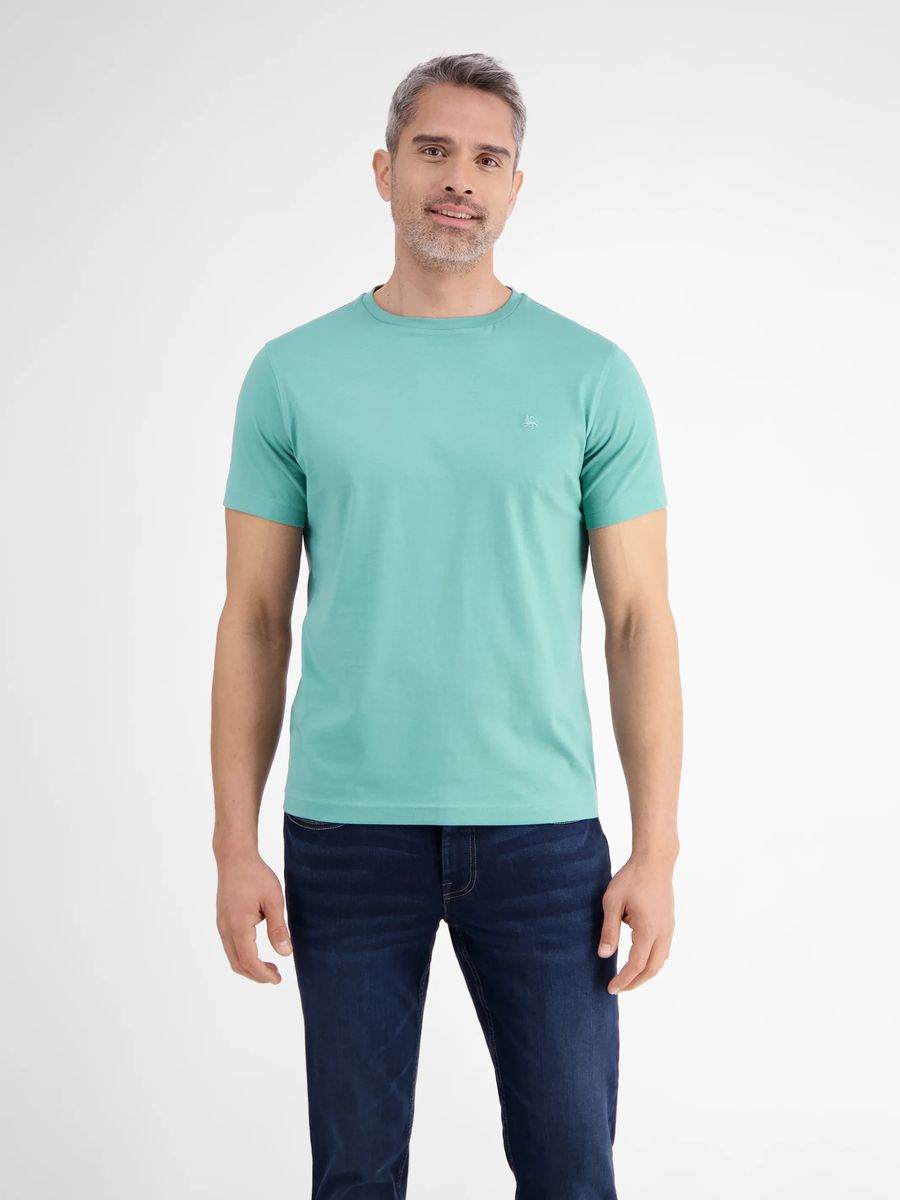 Klassisches unifarbenes Basic T-Shirt