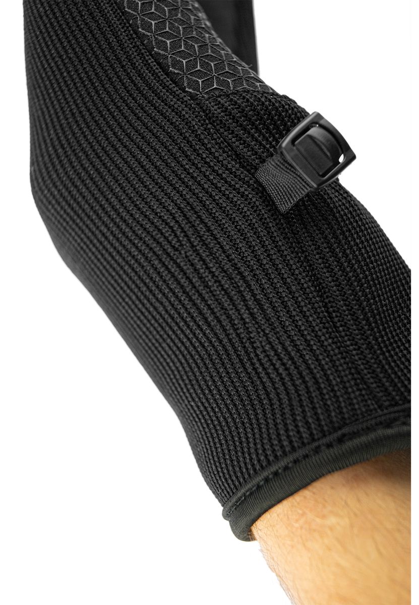 Schwarze Touchscreen-kompatible Winterhandschuhe