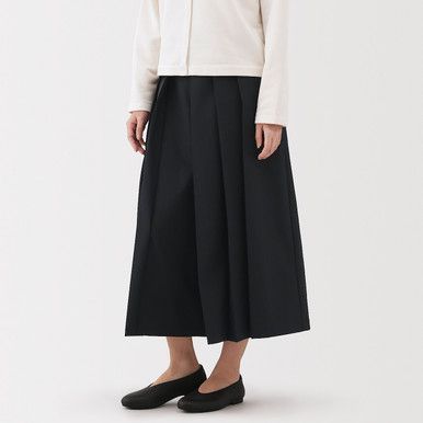 Weitgeschnittene Culottes Hosen im Hakama-Stil
