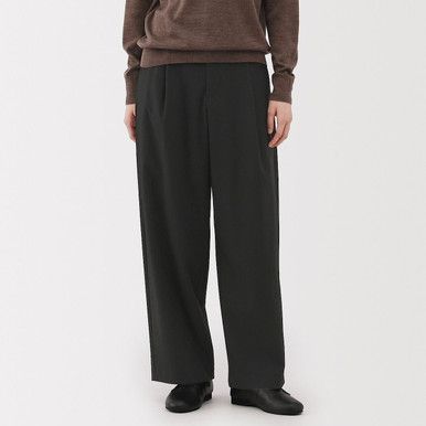 Weit geschnittene Hose aus gebürstetem Stretch