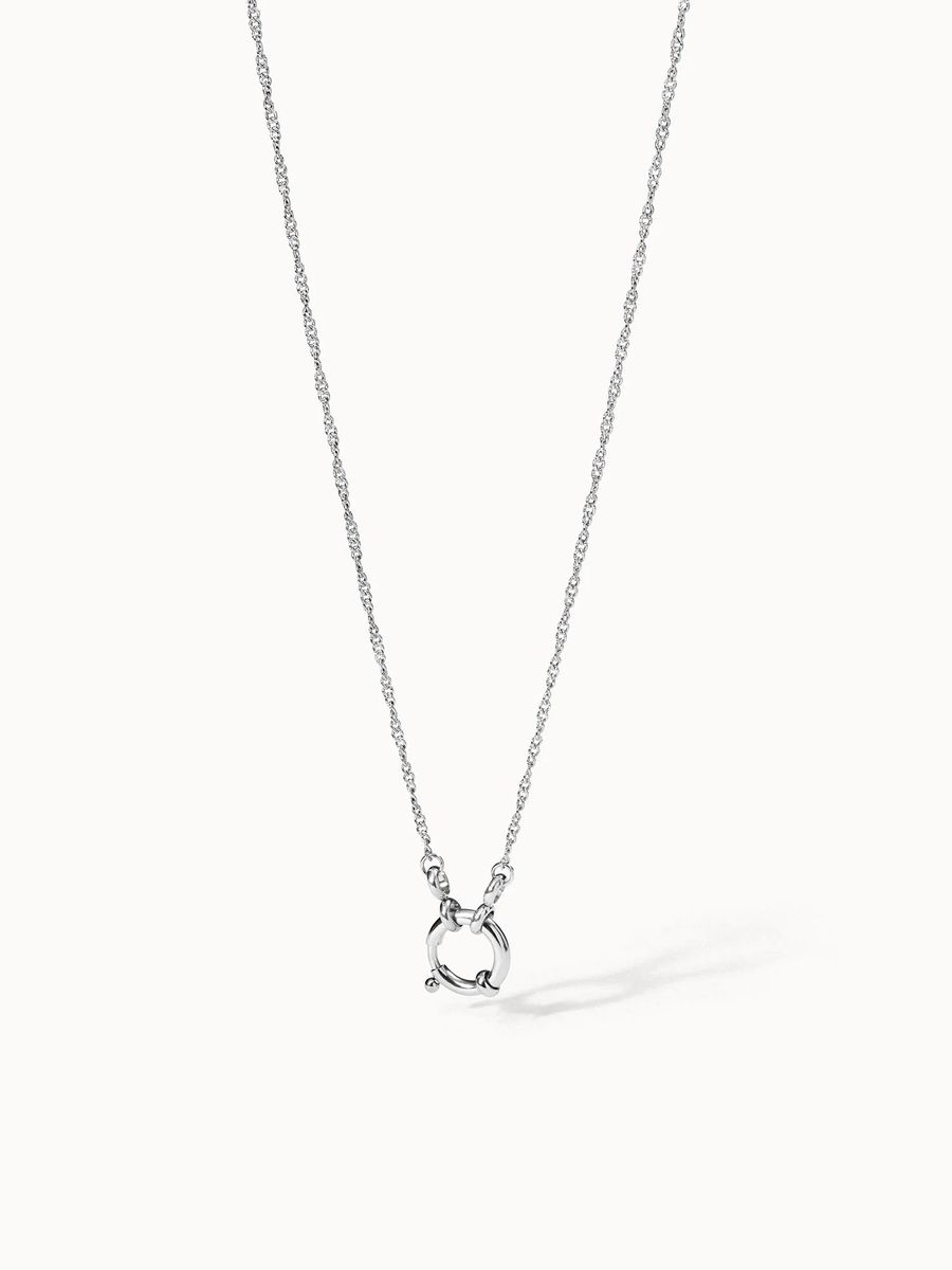 Zarte goldene Charm-Halskette