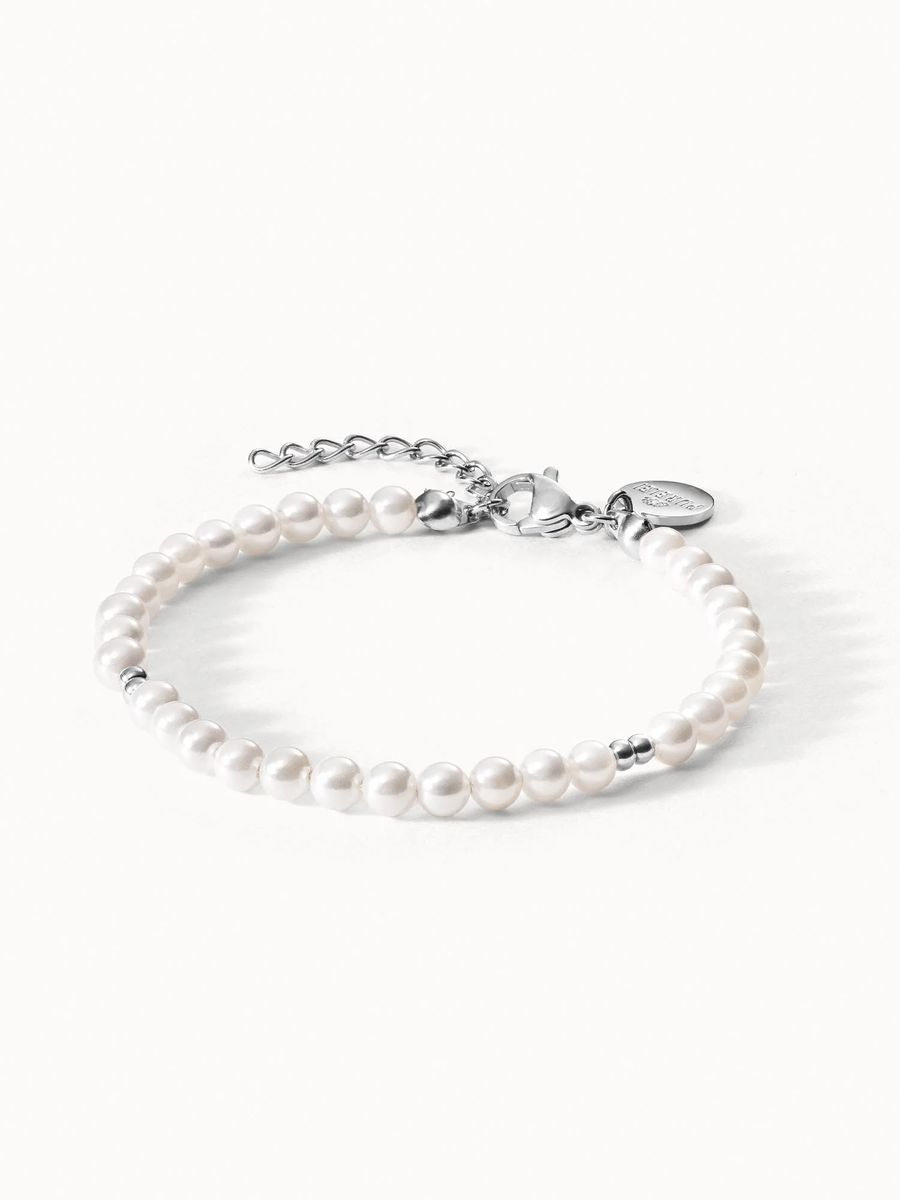 Perlenarmband mit goldenen Akzenten
