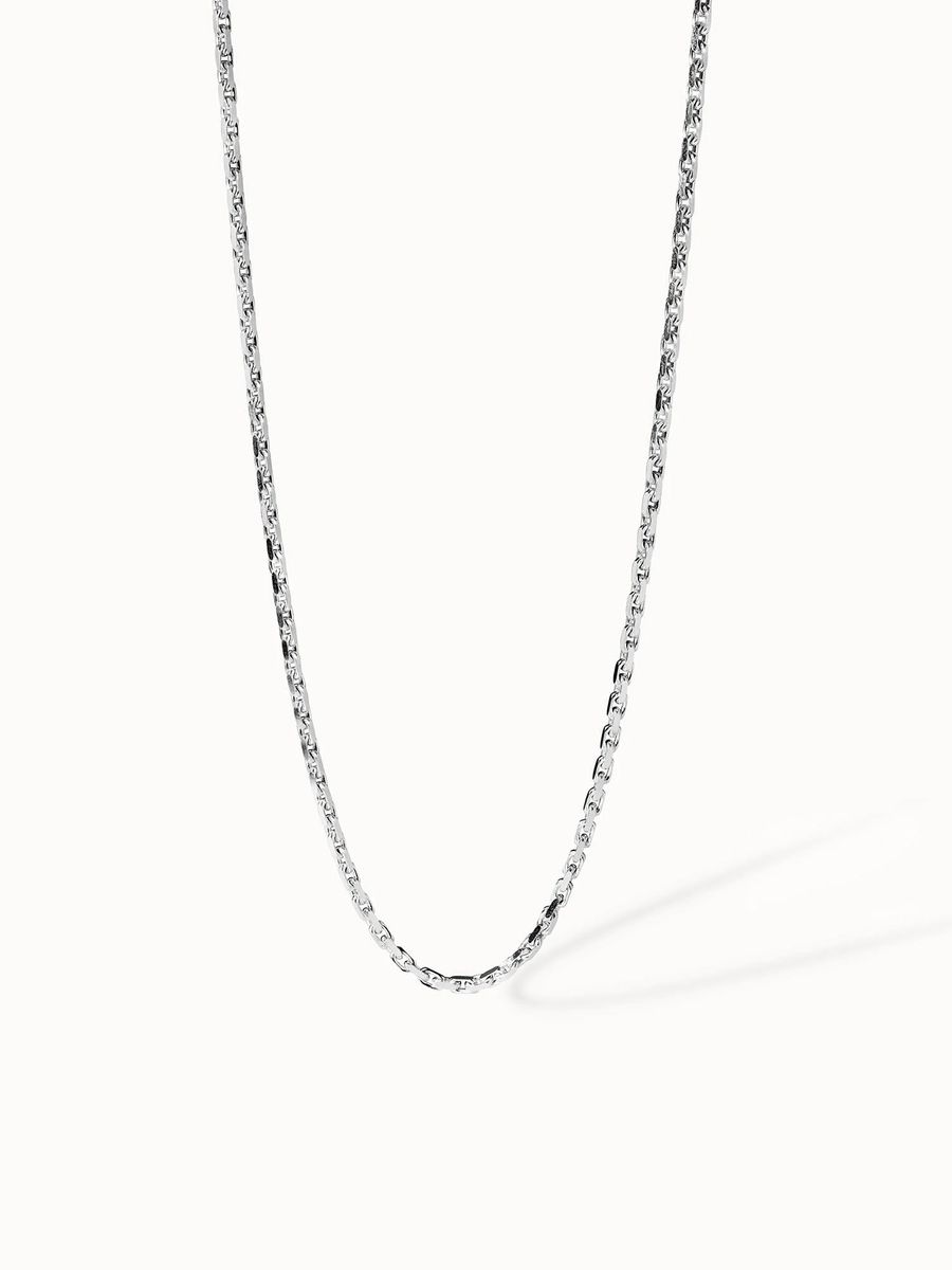 Schimmernde Ankerkette aus Silber