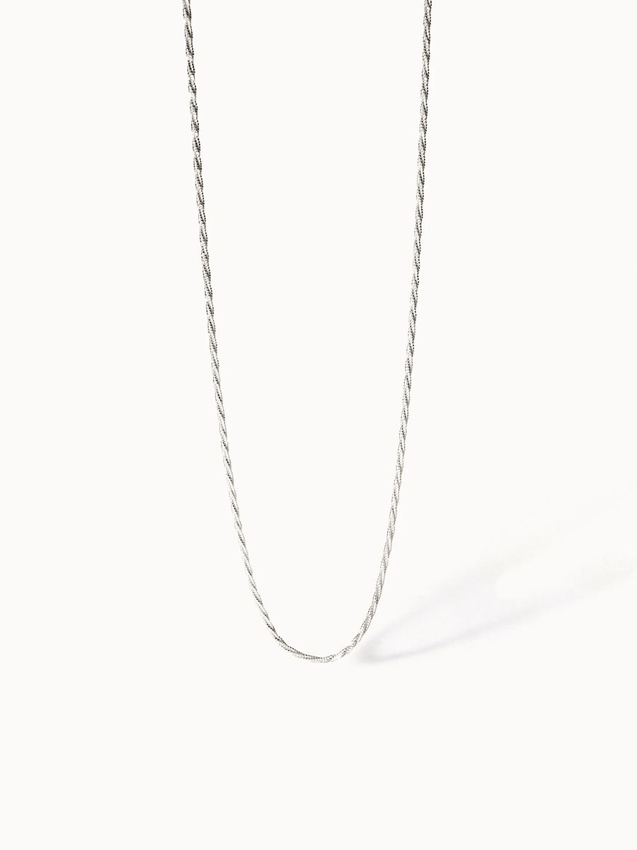 Elegante Halskette mit gedrehter Kette Silber