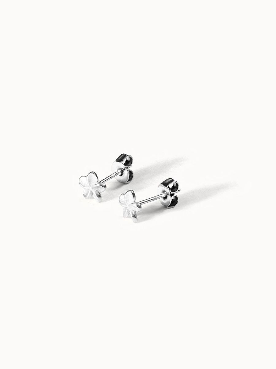 Blumenohrstecker minimalistisches Design