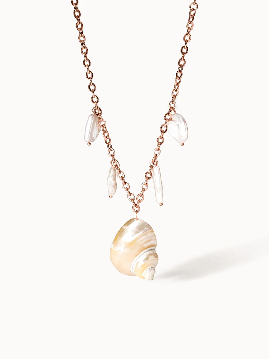 Opulente Goldketten-Muschelkette