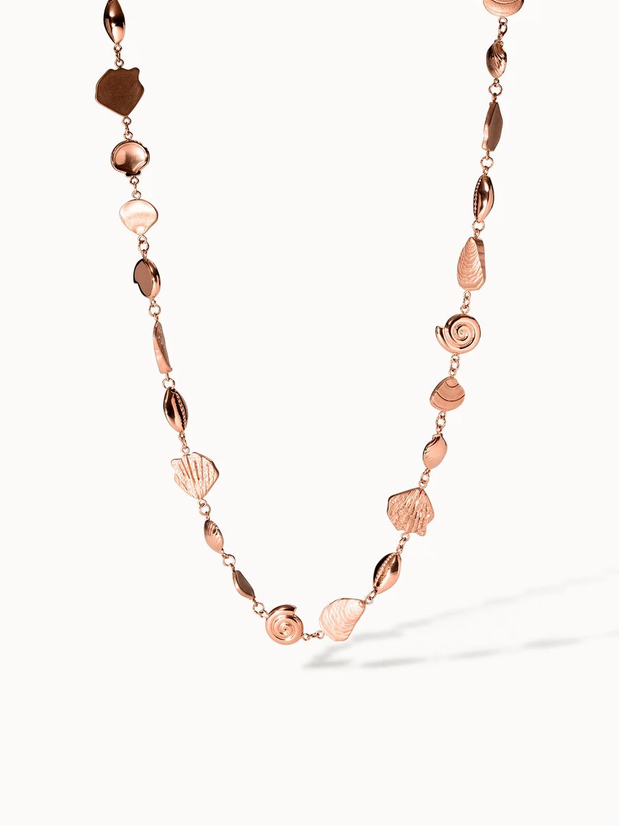 Ozeanisch-inspirierte goldene Muschel-Charm-Halskette