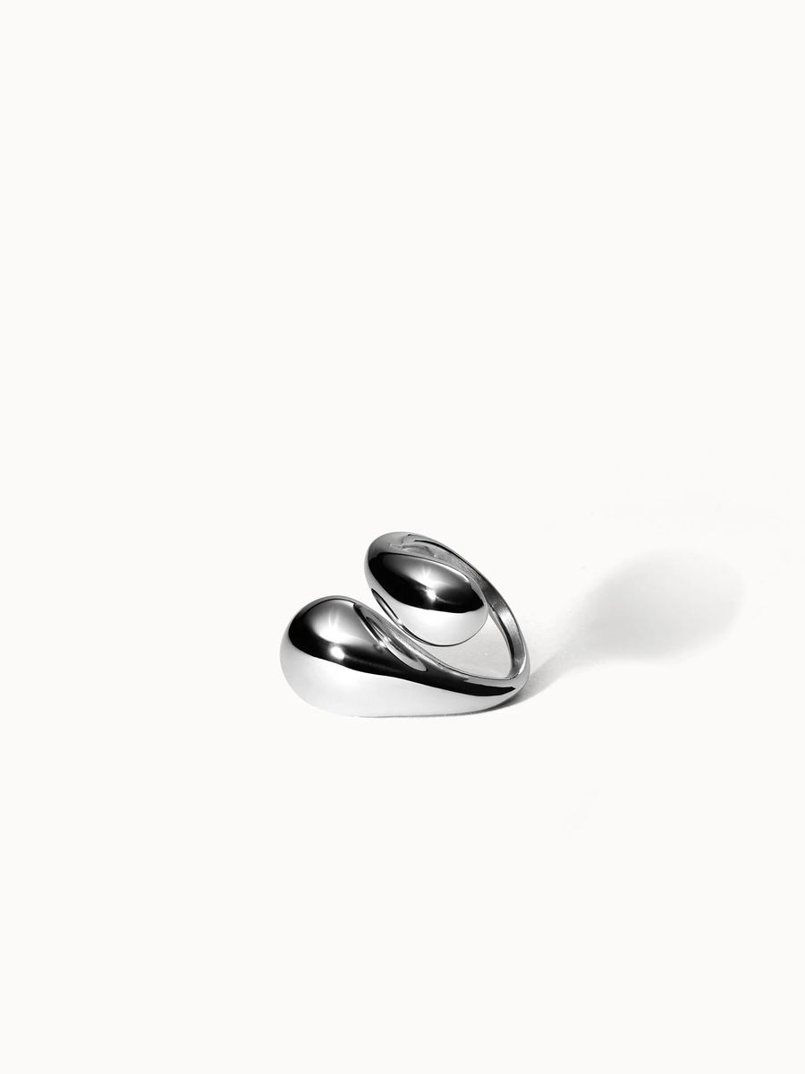 Moderner skulpturaler goldener Swirl Ring