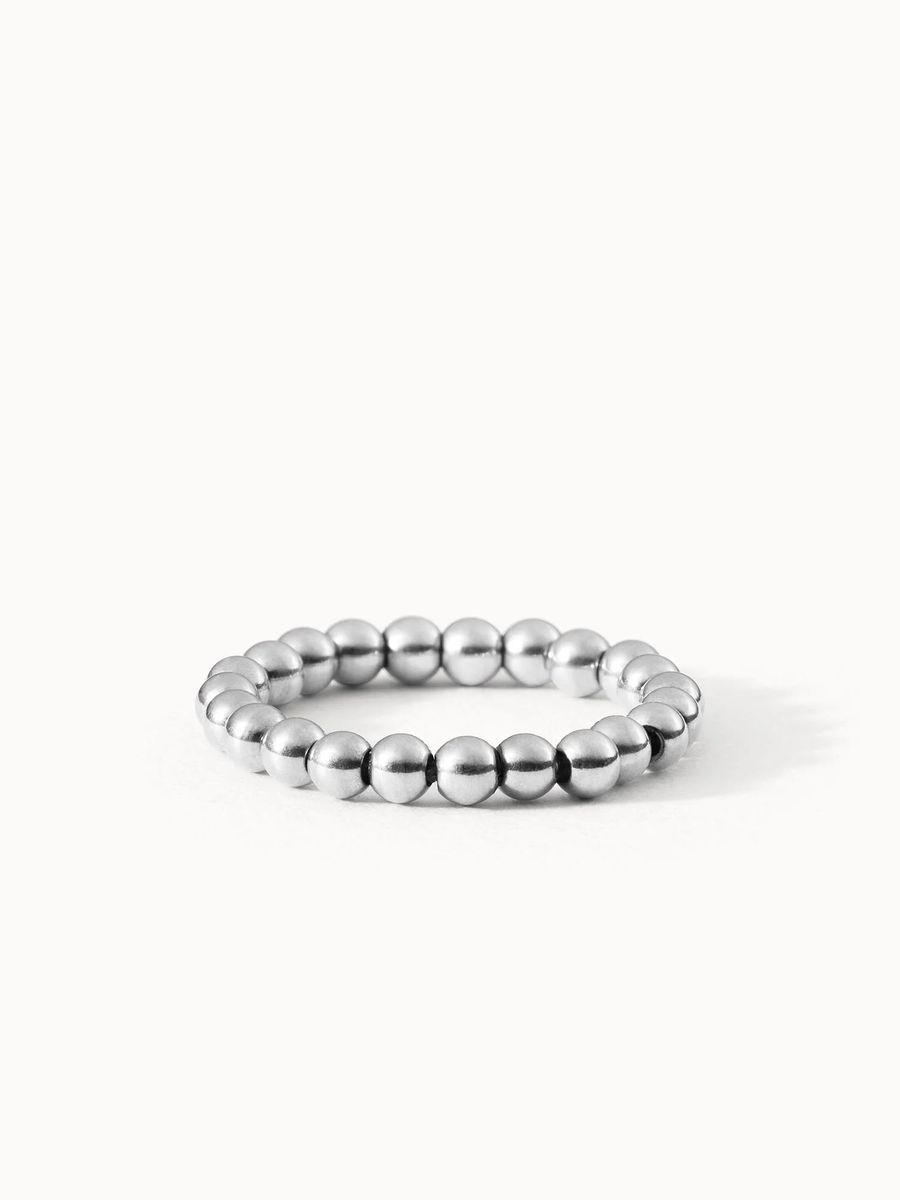 Minimalistischer Orbit Ring mit Kugeln