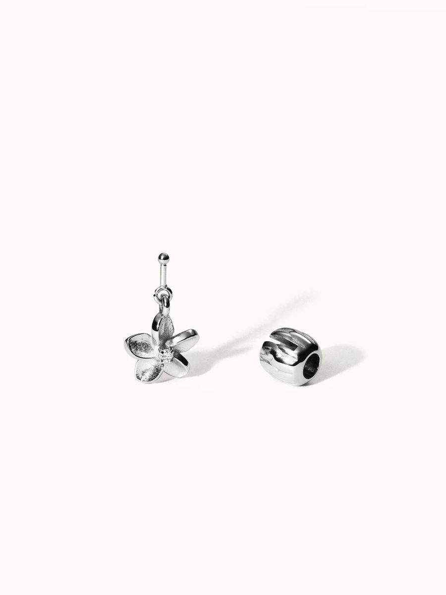 Lei Plumeria Blumen Charm