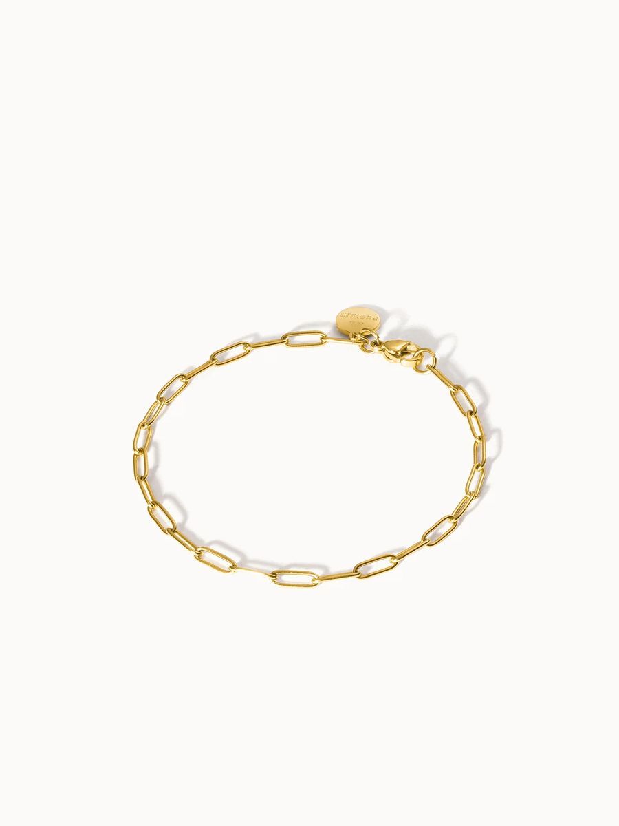 Zartes goldenes Kettenglieder-Armband