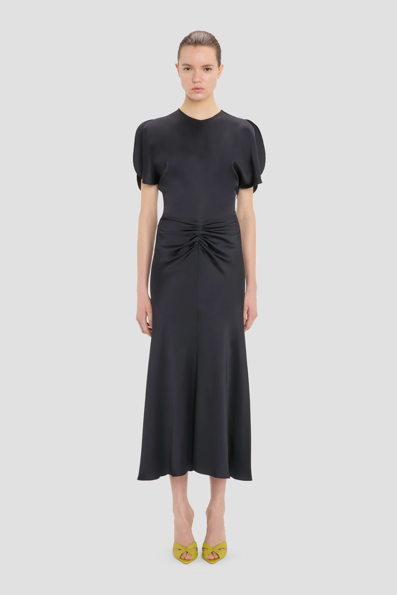 Elegantes Satin-Midikleid mit Raffung
