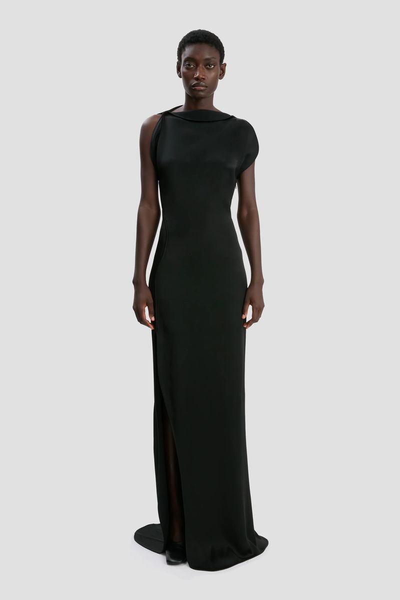 Elegantes, schwarzes One-Shoulder-Kleid mit Schlitz