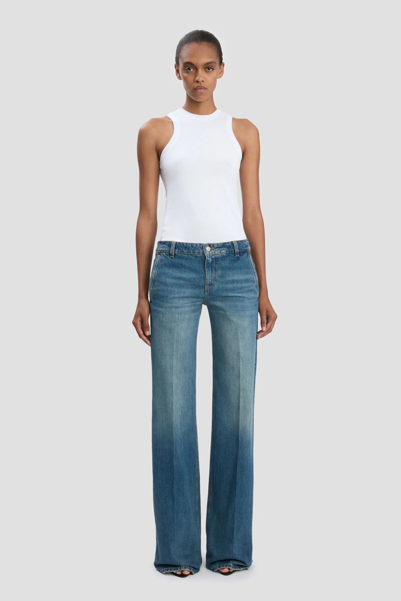 Klassische Jeans mit weitem Bein