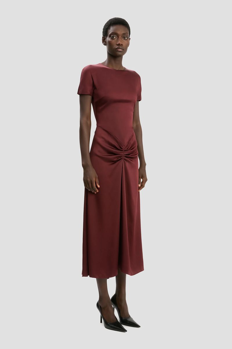 Elegantes Midikleid mit Raffungsdetail