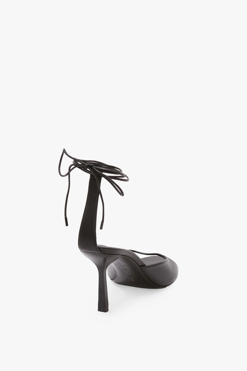 Schwarze Lederriemchen-Stiletto-Sandalen