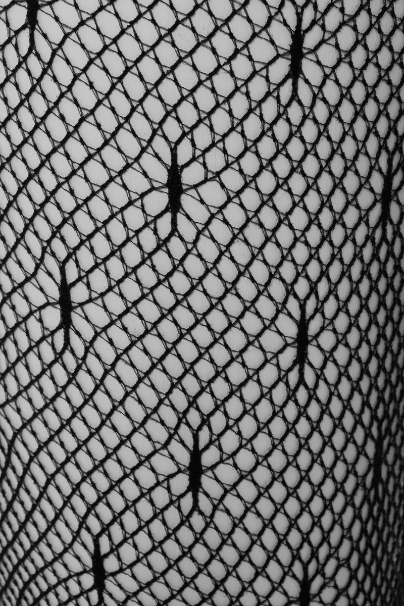 Schwarze Fischernetzhose mit Rechteck-Punktmuster
