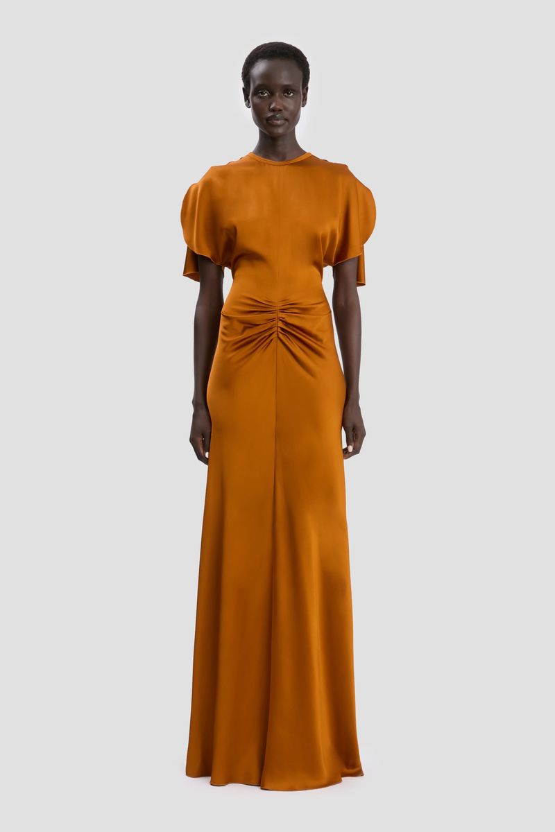 Elegantes Abendkleid mit geraffter Taille