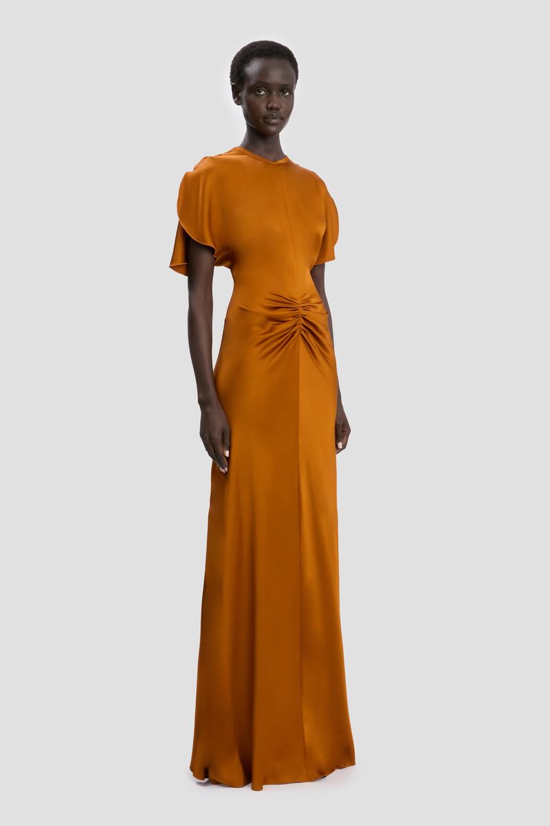 Elegantes Abendkleid mit geraffter Taille