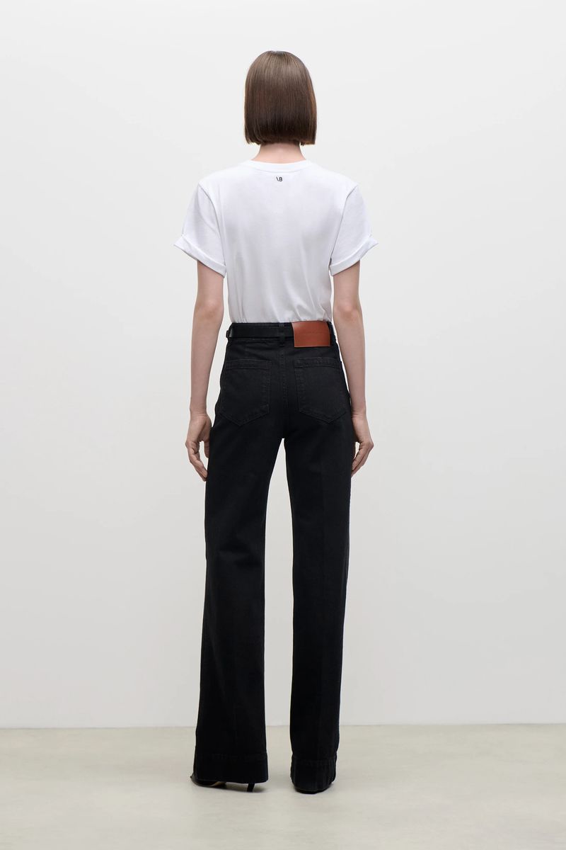 Hoch taillierte Jeans mit weitem Bein