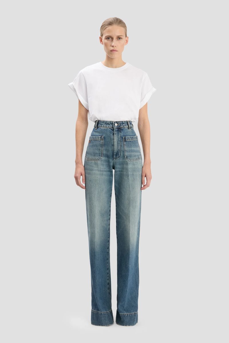 Hochtaillierte, weitgeschnittene Jeans