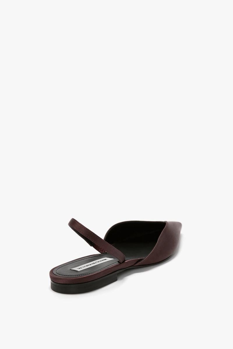 Spitz zulaufender Slingback-Ballerina aus Satin