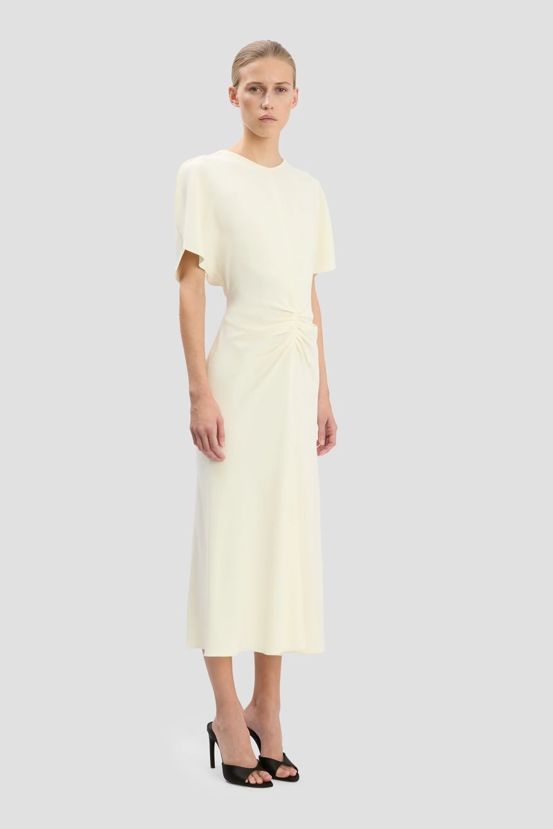 Elegantes Midikleid mit Taillendetail