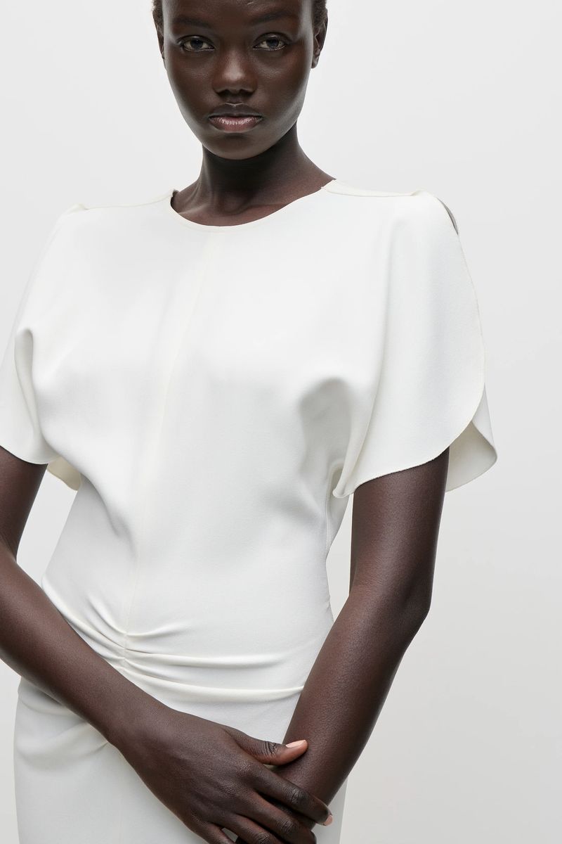 Cady-Midikleid mit Taillendrapierung