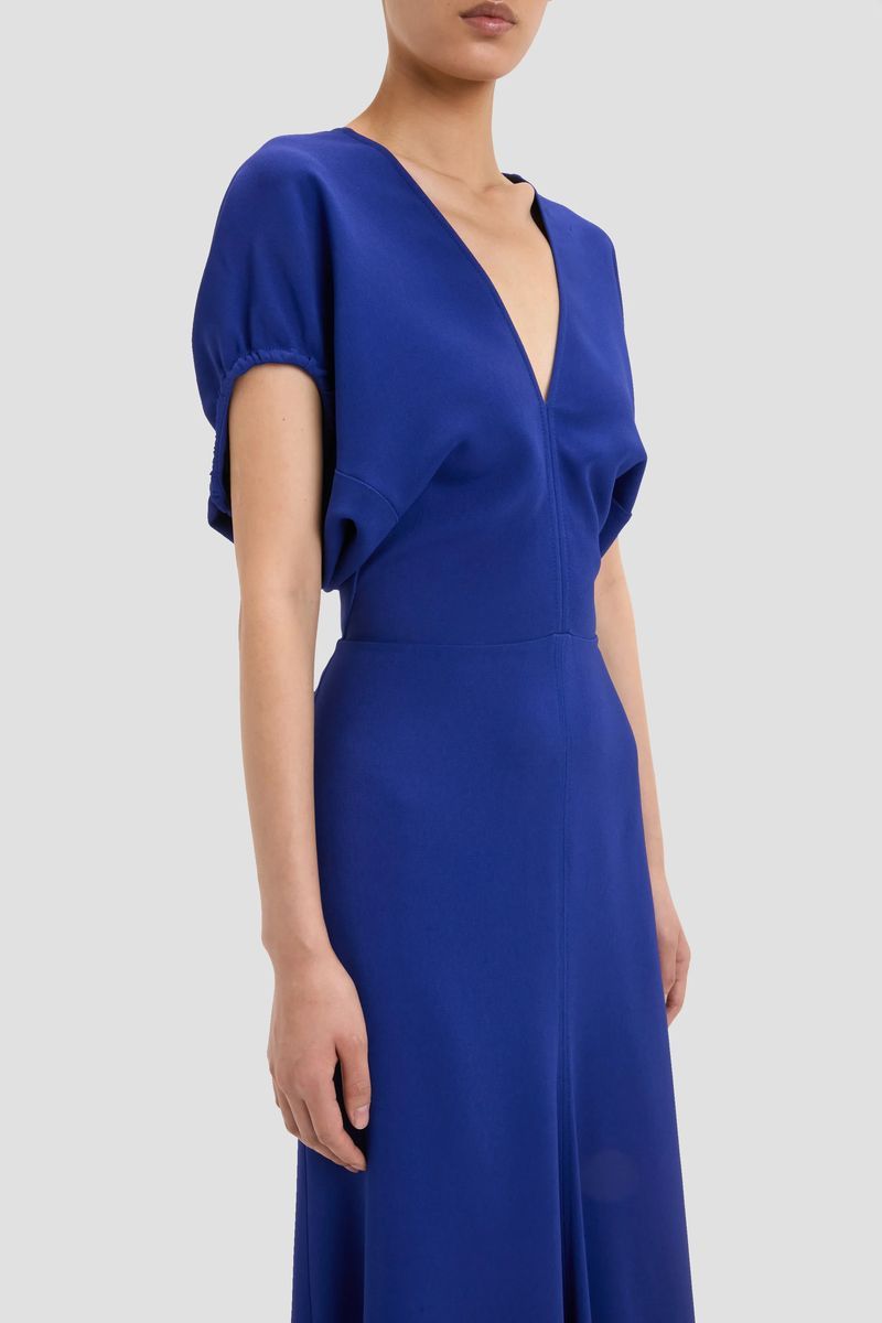 Elegantes Indigo-Midikleid mit Ärmeln
