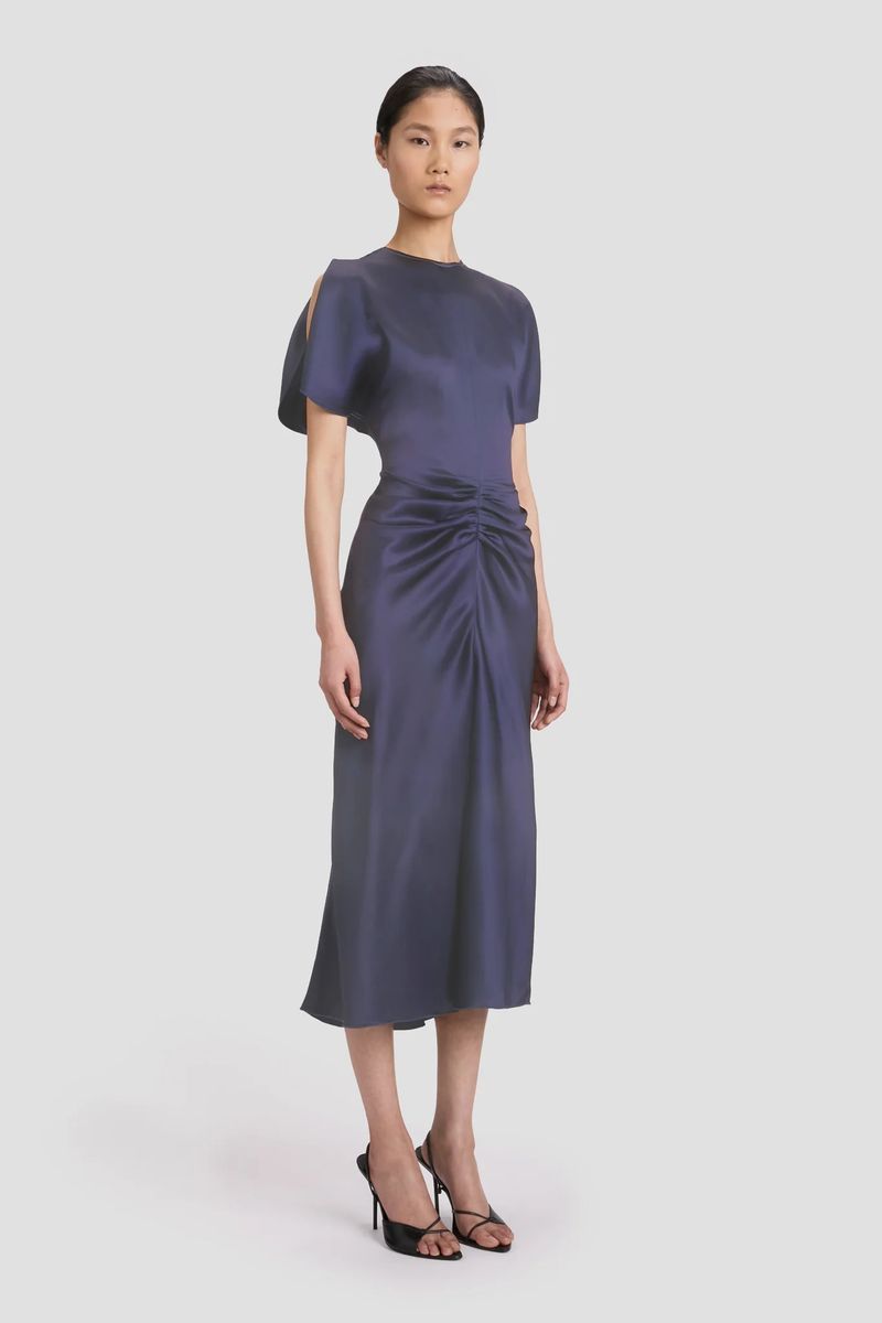 Elegantes gerafftes Midikleid