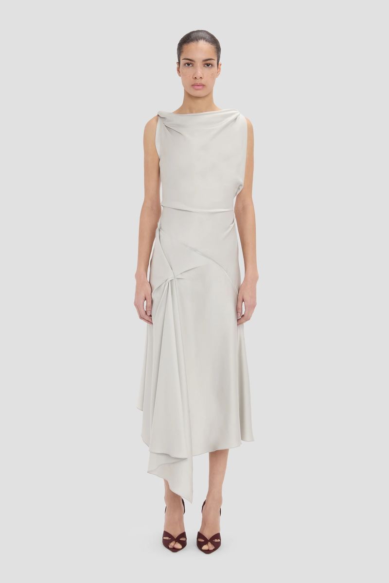 Elegantes, drapiertes Midikleid mit Falten