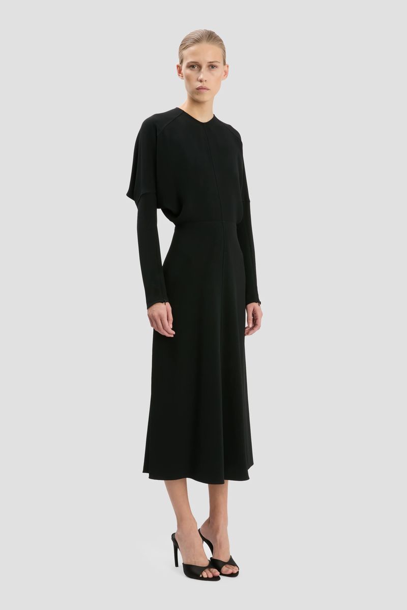 Elegantes Dolmanärmel-Midikleid