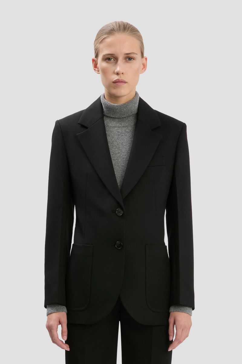 Klassischer, taillierter, einreihiger Blazer